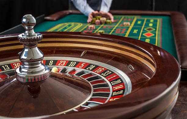 Golden Toad slot game interface on namatoto showing reels, paytable, and balance display